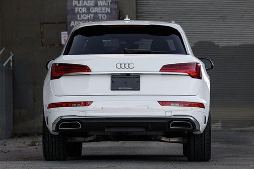 2023 Audi Q5 e 55 S line Premium Plus