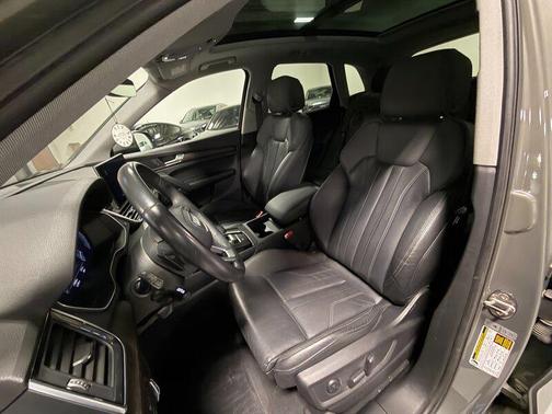 2023 Audi Q5 e 55 S line Premium Plus