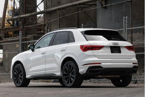 2023 Audi Q3 45 S line Premium Plus