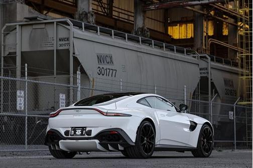 2020 Aston Martin Vantage