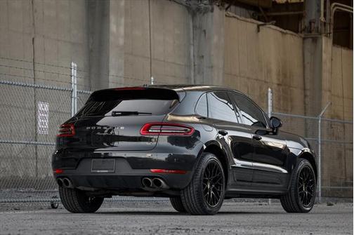 2017 Porsche Macan Base