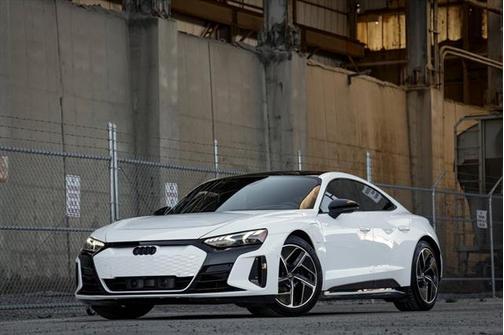 2023 Audi RS e-tron GT quattro