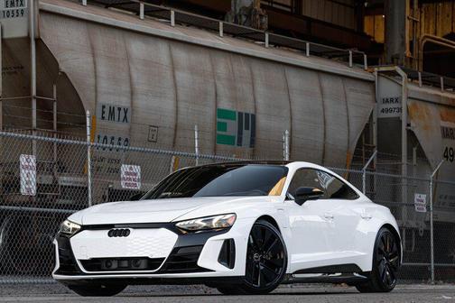 2023 Audi RS e-tron GT quattro