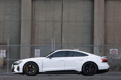 2023 Audi RS e-tron GT quattro