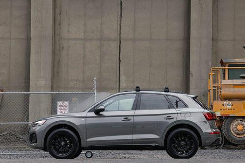 2023 Audi Q5 e 55 S line Premium Plus