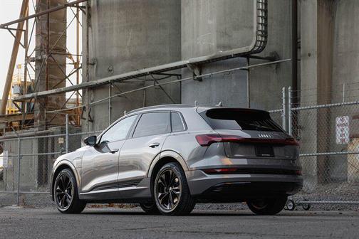 2021 Audi e-tron Premium