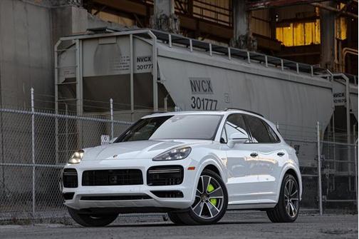 2020 Porsche Cayenne E-Hybrid S