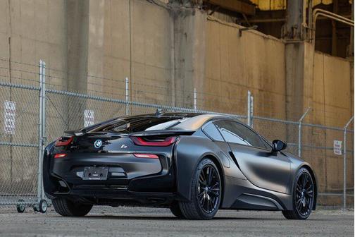 2015 BMW i8 