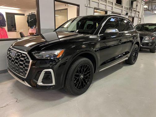 2022 Audi SQ5 3.0T Premium Plus
