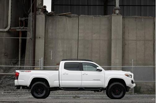 2018 Toyota Tacoma TRD Sport