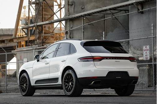 2021 Porsche Macan Base