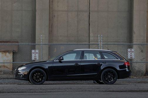 2009 Audi A4 2.0T Avant Premium Plus quattro