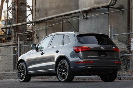 2015 Audi Q5 2.0T Premium Plus
