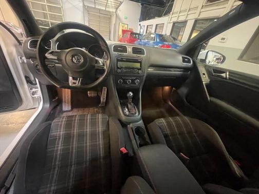 2011 Volkswagen GTI 2-Door