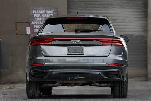 2020 Audi Q8 55 Premium Plus