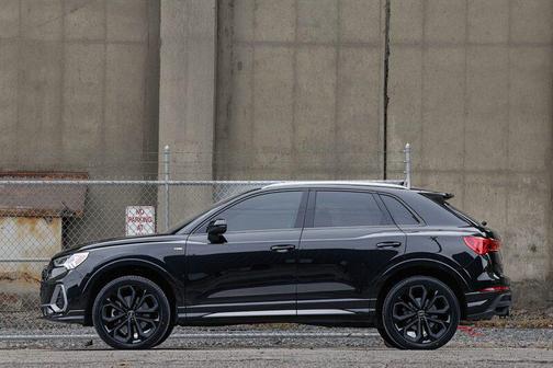 2024 Audi Q3 45 S line Premium Plus