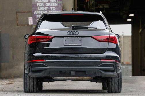 2024 Audi Q3 45 S line Premium Plus