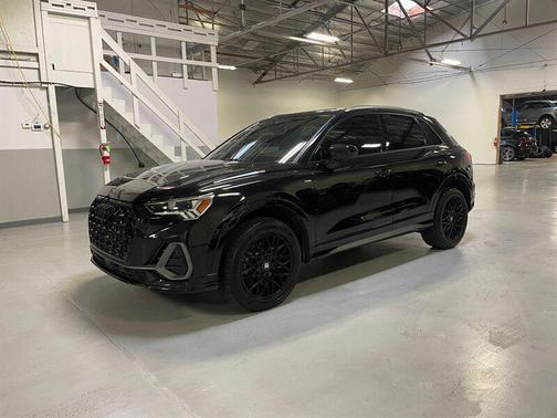 2024 Audi Q3 45 S line Premium Plus