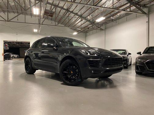 2018 Porsche Macan 