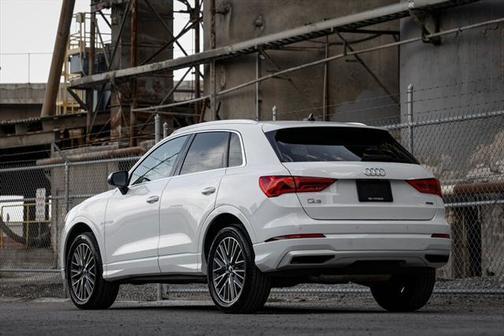 2022 Audi Q3 40 Premium