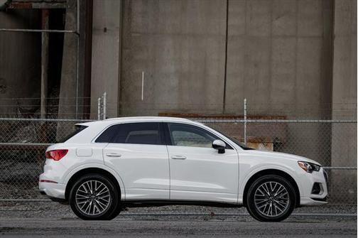 2022 Audi Q3 40 Premium