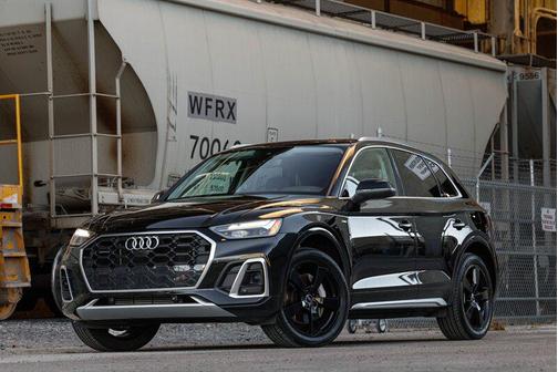 2021 Audi Q5 Premium Plus 55 TFSI e quattro S tronic
