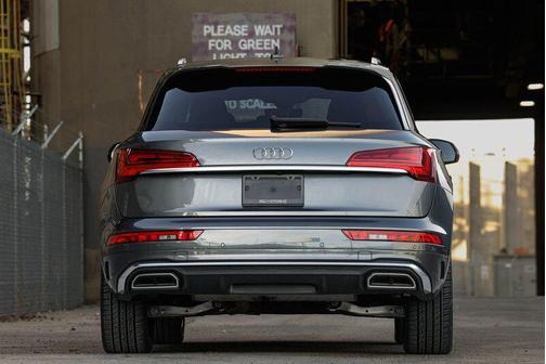 2022 Audi Q5 e 55 S line Premium Plus