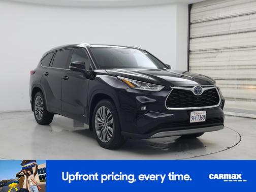 2023 Toyota Highlander Hybrid Platinum