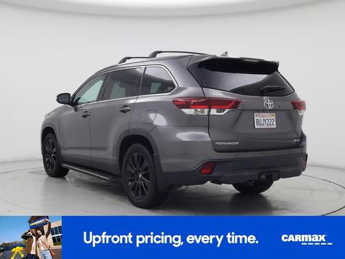 2019 Toyota Highlander SE