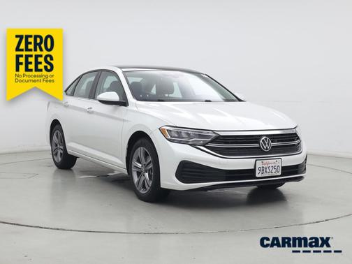 White 2022 Volkswagen Jetta SE