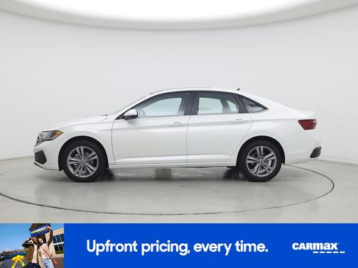 White 2022 Volkswagen Jetta SE