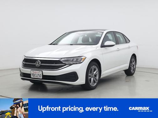 White 2022 Volkswagen Jetta SE
