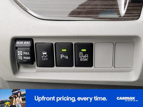 2016 Toyota Sienna XLE