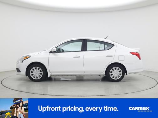 White 2017 Nissan Versa SV