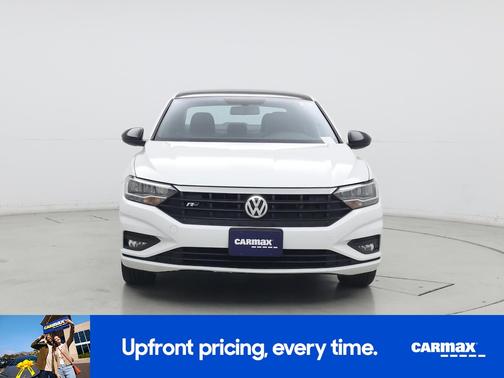 White 2019 Volkswagen Jetta R-Line