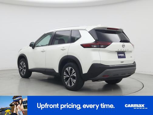 White 2022 Nissan Rogue SV