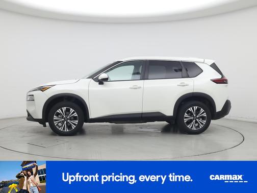 White 2022 Nissan Rogue SV