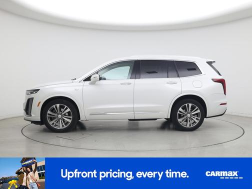 White 2021 Cadillac XT6 Premium Luxury