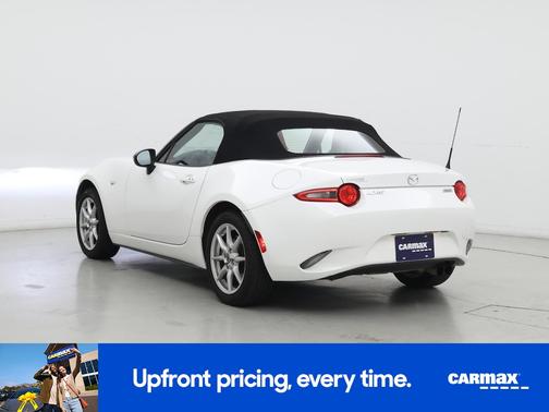 2016 Mazda MX-5 Miata Sport