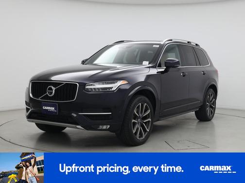 2017 Volvo XC90 T6 Momentum