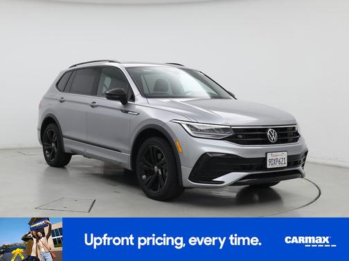 2023 Volkswagen Tiguan SE R-Line Black