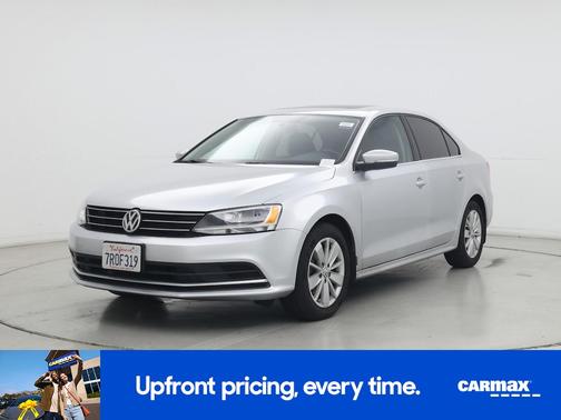 Gray 2016 Volkswagen Jetta SE