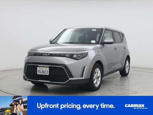 Gray 2023 Kia Soul S