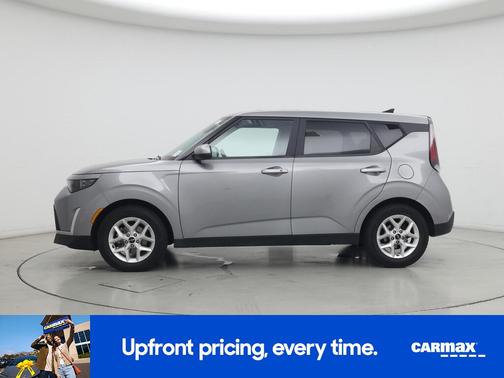 Gray 2023 Kia Soul S