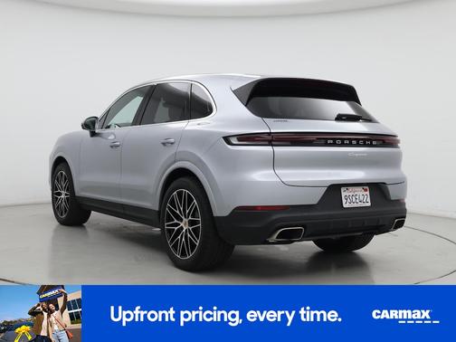 2025 Porsche Cayenne Base