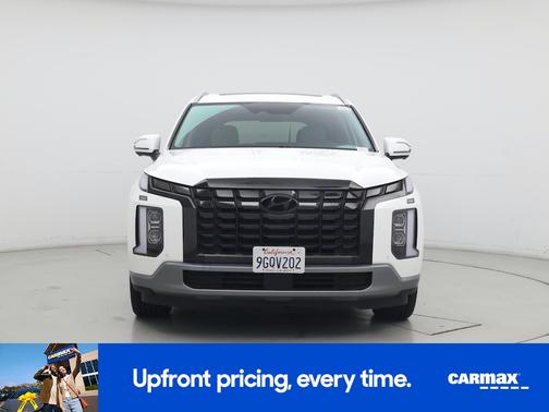 White 2024 Hyundai PALISADE SEL