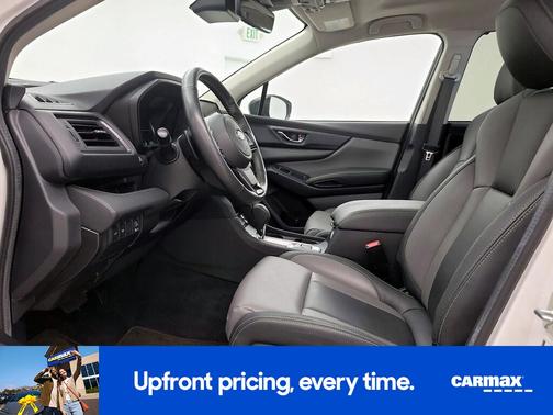 White 2024 Subaru Ascent Onyx Edition