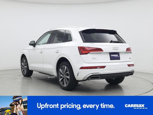 White 2024 Audi Q5 S-Line Premium Plus