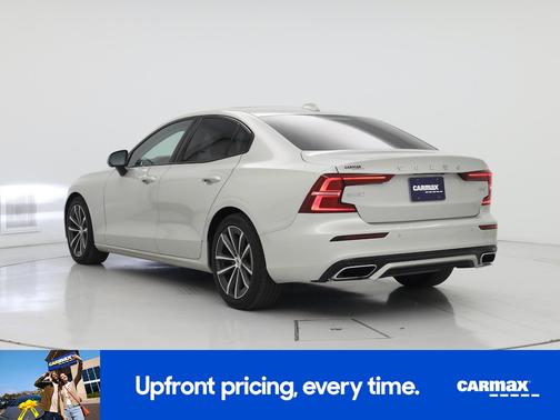 Gray 2022 Volvo S60 B5 Inscription