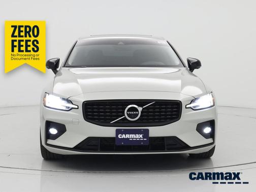 Gray 2022 Volvo S60 B5 Inscription